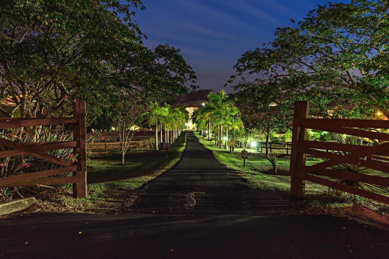 Hotel Fazenda Jacauna Brotas Exterior photo